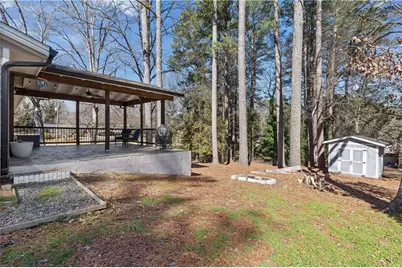 3694 Pinehill Circle, Acworth, GA 30101 - Photo 32