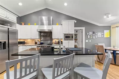 8450 Emerald Pointe Lane, Gainesville, GA 30506 - Photo 14