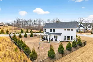 709 Michigan Cir, Hoschton, GA 30548 - Photo 42