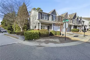 2100 Waterleaf Dr, Buford, GA 30519 - Photo 2