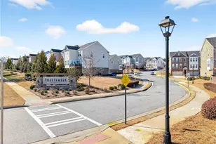 1098 Caruso Dr, Buford, GA 30518 - Photo 2