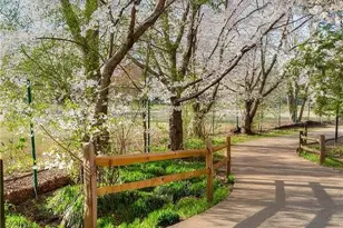 4670 Dudley Ln, Atlanta, GA 30327 - Photo 12