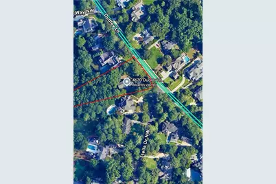 4670 Dudley Lane, Atlanta, GA 30327 - Photo 10