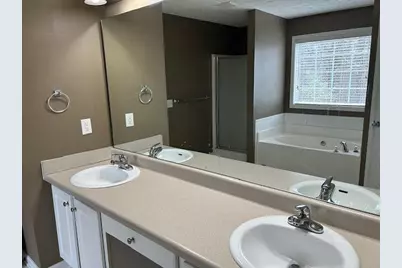 620 Wellington Lane, Monroe, GA 30655 - Photo 8