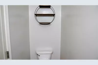 2476 Suwanee Pointe Drive, Lawrenceville, GA 30043 - Photo 22