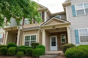 2476 Suwanee Pointe Dr, Lawrenceville, GA 30043 - Photo 2