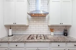 810 Kenway Ave, Alpharetta, GA 30076 - Photo 6