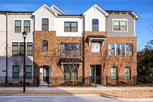 810 Kenway Ave, Alpharetta, GA 30076 - Photo 1