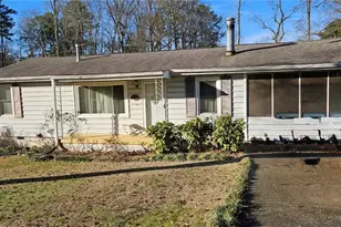 378 Hilltop Circle Ext, Mableton, GA 30126 - Photo 2