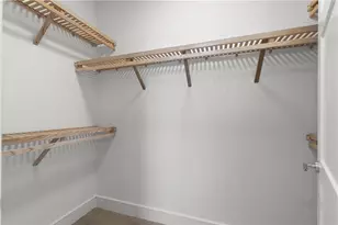 2425 Peachtree Rd NE, Atlanta, GA 30305 - Photo 46