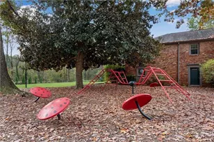 3091 Colonial Way, Atlanta, GA 30341 - Photo 4