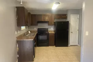 2152 Cedar Creek Ln, Lithia Springs, GA 30122 - Photo 8