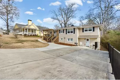 4570 Academy Street, Acworth, GA 30101 - Photo 4