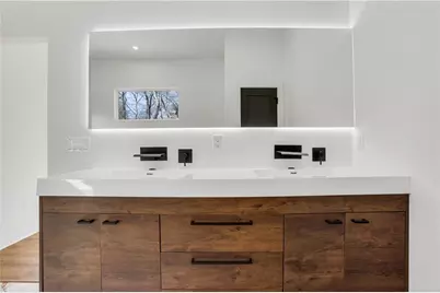 2375 Browns Mill Road SE, Atlanta, GA 30315 - Photo 38