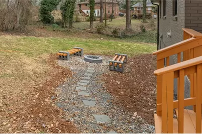 2749 Lincoln Court NW, Atlanta, GA 30318 - Photo 4