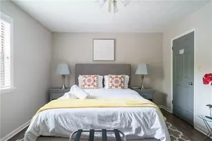 942 Cadencia Way SW, Lilburn, GA 30047 - Photo 4