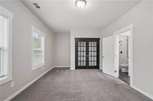 1955 Meadow Ln, Decatur, GA 30032 - Photo 8