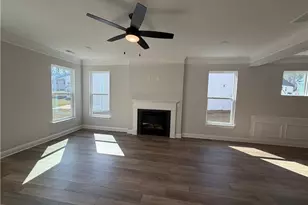 160 Trace Blf, Dawsonville, GA 30534 - Photo 2