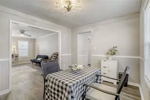 1049 Autumn Crest Dr, Stone Mountain, GA 30083 - Photo 12