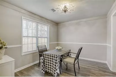 1049 Autumn Crest Drive, Stone Mountain, GA 30083 - Photo 10