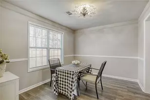 1049 Autumn Crest Dr, Stone Mountain, GA 30083 - Photo 10