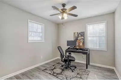 1049 Autumn Crest Drive, Stone Mountain, GA 30083 - Photo 10