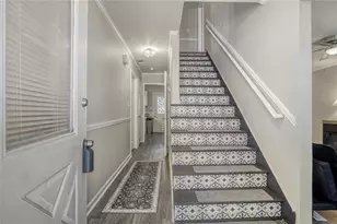 1049 Autumn Crest Dr, Stone Mountain, GA 30083 - Photo 4