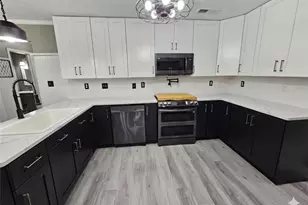 855 John Ct, Lawrenceville, GA 30046 - Photo 4