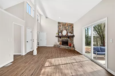 4933 Dana Drive NE, Kennesaw, GA 30144 - Photo 8