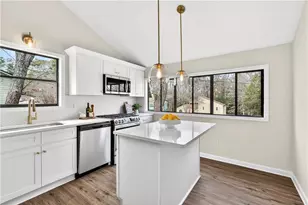 4933 Dana Dr NE, Kennesaw, GA 30144 - Photo 16