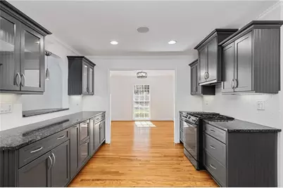 240 Berwick Drive, Atlanta, GA 30328 - Photo 10