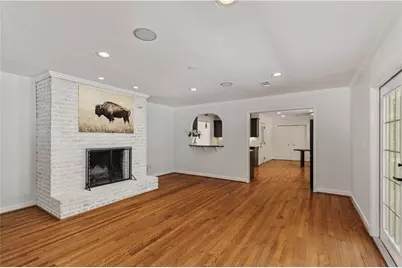 240 Berwick Drive, Atlanta, GA 30328 - Photo 4