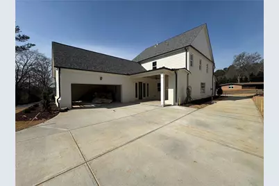 220 Suwanee Avenue, Suwanee, GA 30024 - Photo 8