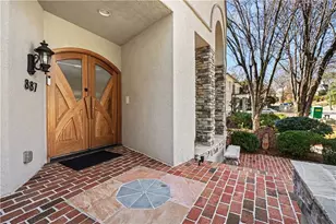 887 Berkshire Rd NE, Atlanta, GA 30324 - Photo 4