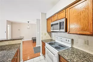 2303 Pine Heights Dr NE, Atlanta, GA 30324 - Photo 10