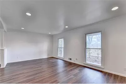 470 Rocky Creek Drive, Roswell, GA 30075 - Photo 8