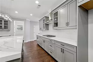 3718 Sheridan St, Tucker, GA 30084 - Photo 10