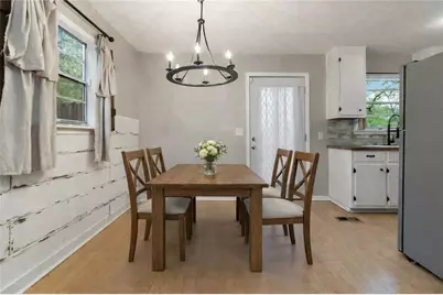 7 Valley View Drive, Cartersville, GA 30120 - Photo 2