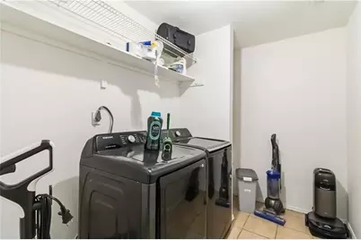 2170 Hunters Ridge Drive, Lawrenceville, GA 30044 - Photo 16