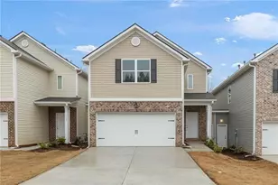 978 Valley Rock Dr, Lithonia, GA 30058 - Photo 2
