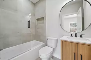587 Woodland Ave, Scottdale, GA 30079 - Photo 38