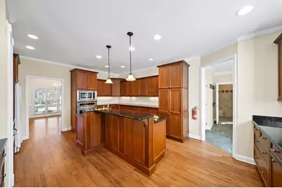 2608 Wendover Court, Buford, GA 30518 - Photo 12