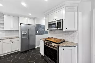 1604 Rex Dr, Marietta, GA 30066 - Photo 8