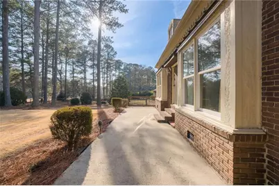 229 Westchester Drive, Griffin, GA 30223 - Photo 10