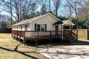 26 Herring St, Cartersville, GA 30120 - Photo 2