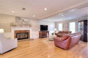 4220 Mary Ct, Peachtree Corners, GA 30092 - Photo 8