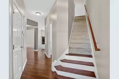 1656 Granville Court, Lawrenceville, GA 30043 - Photo 4