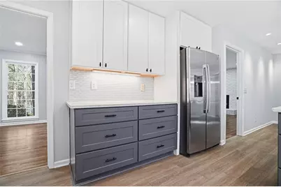 4040 Candler Lake West NE, Atlanta, GA 30319 - Photo 12