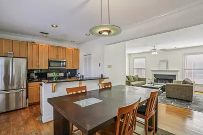 689 Bonaventure Avenue NE, Atlanta, GA 30306 - Photo 10