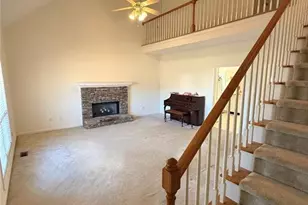 915 Stefan Walk, Cumming, GA 30040 - Photo 2